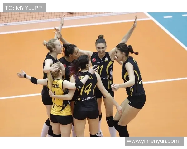 女排世俱杯小组赛精彩回顾各队表现亮眼争夺激烈