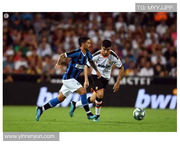 劳塔罗比赛中造点球后致歉，赢得球迷尊重的背后故事