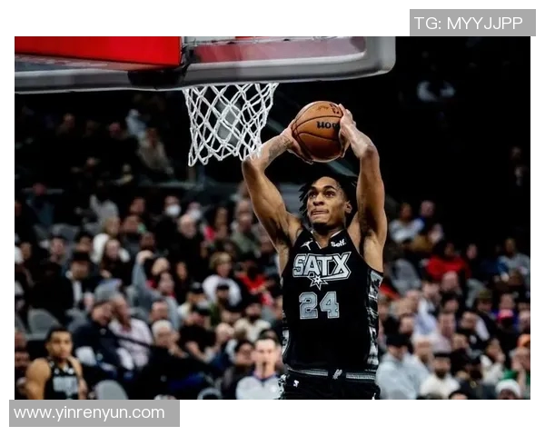 开拓者续约约翰逊：热血延续，球迷欢呼！